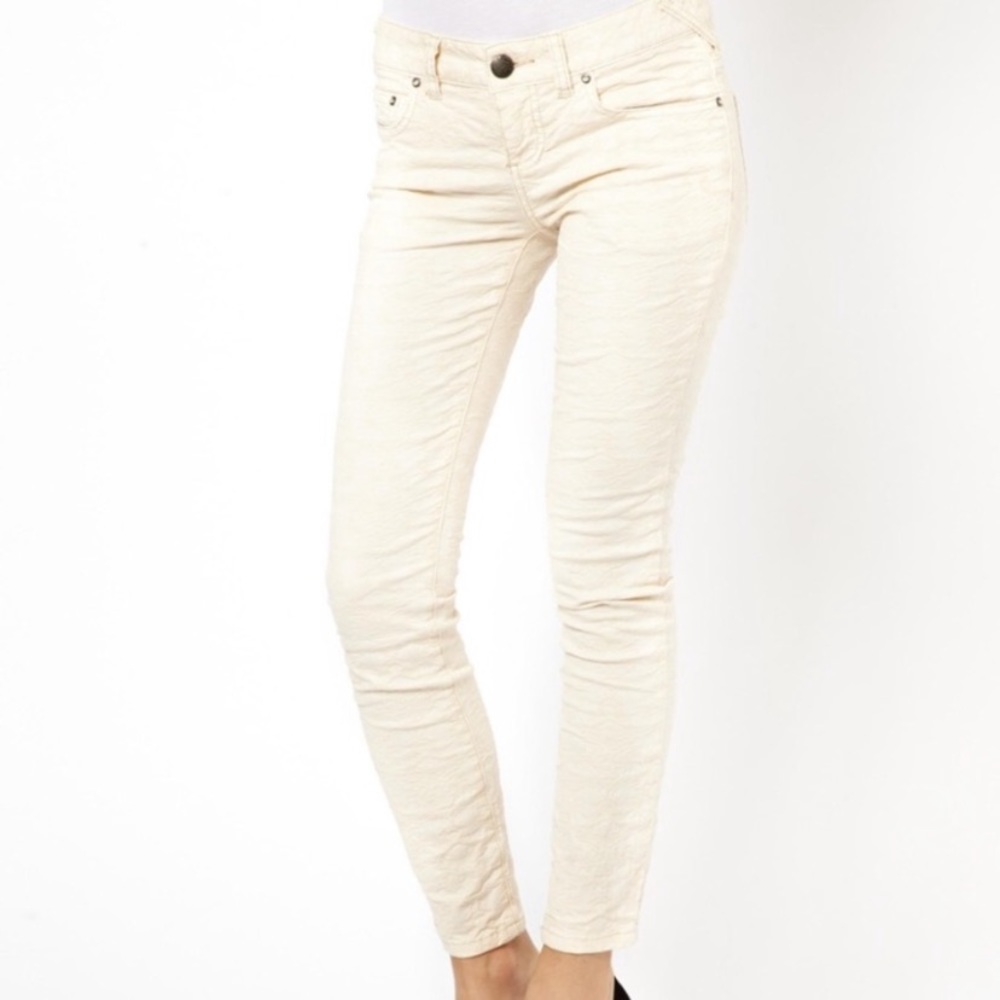Free People • Ankle Cropped Textured Skinny Jeans